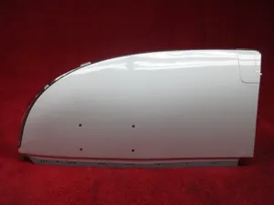 Cirrus SR22 LH Lower Wing Tip W/ Lights & Power Supply PN 38214-001